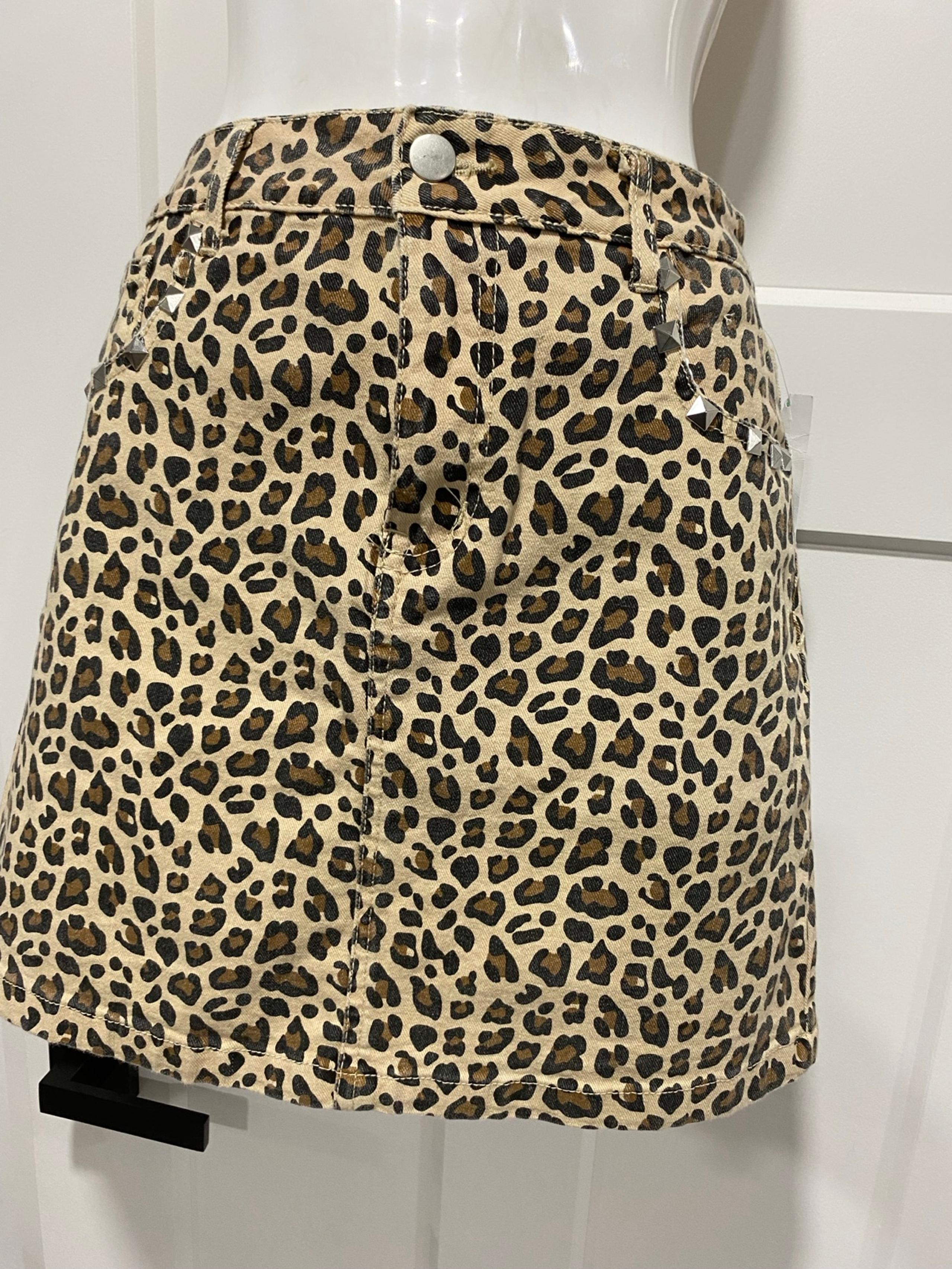 Amp Leopard Print Punk Studded Skirt Lrg