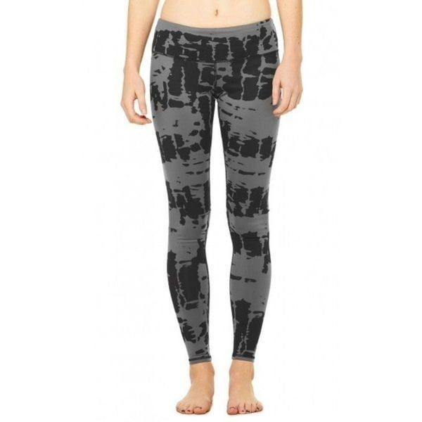 Alo Yoga Airbrush Leggings in Tie Dye XS excellent condition black gray
