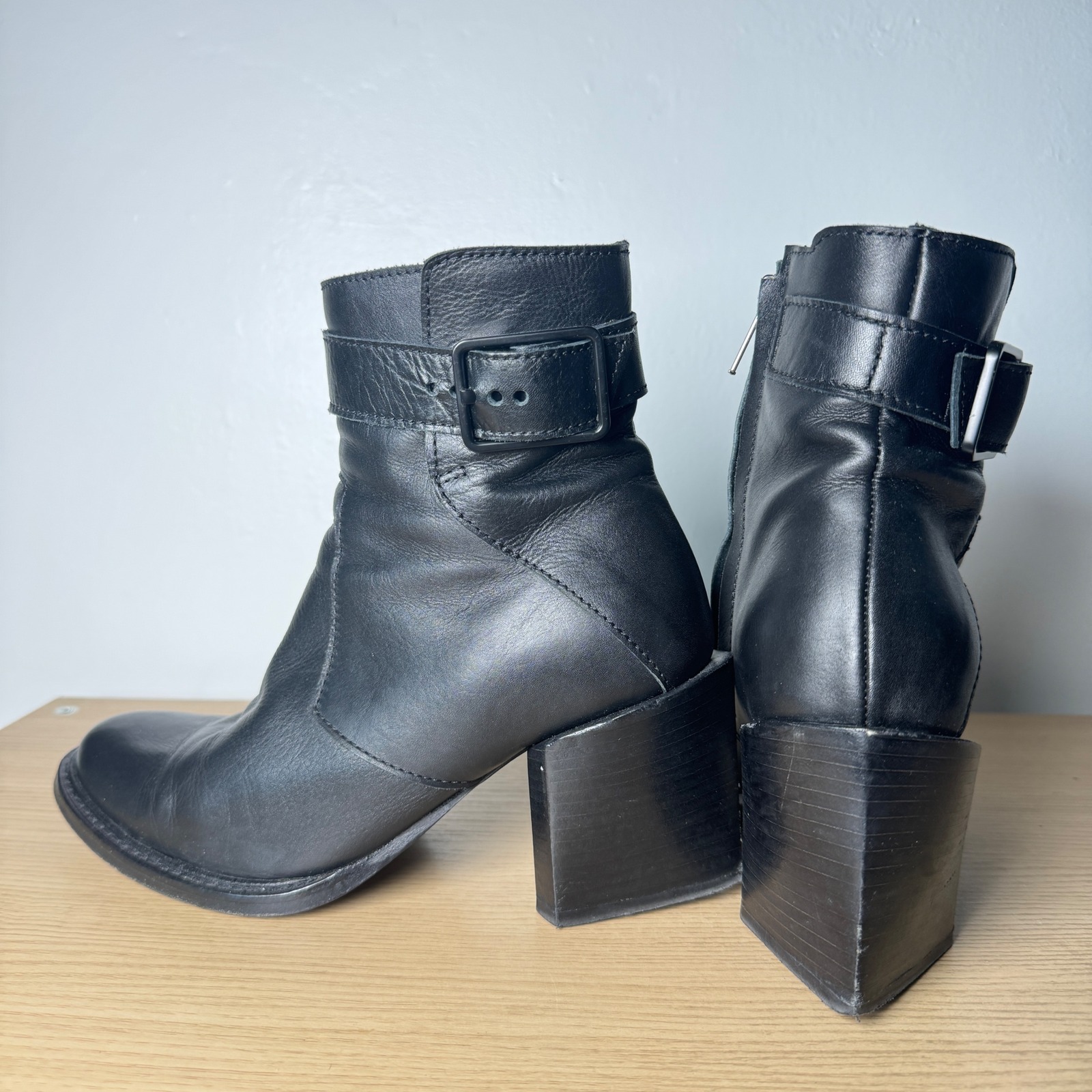 Helmut Lang Women's Black Leather Ankle Boots Size 6.5