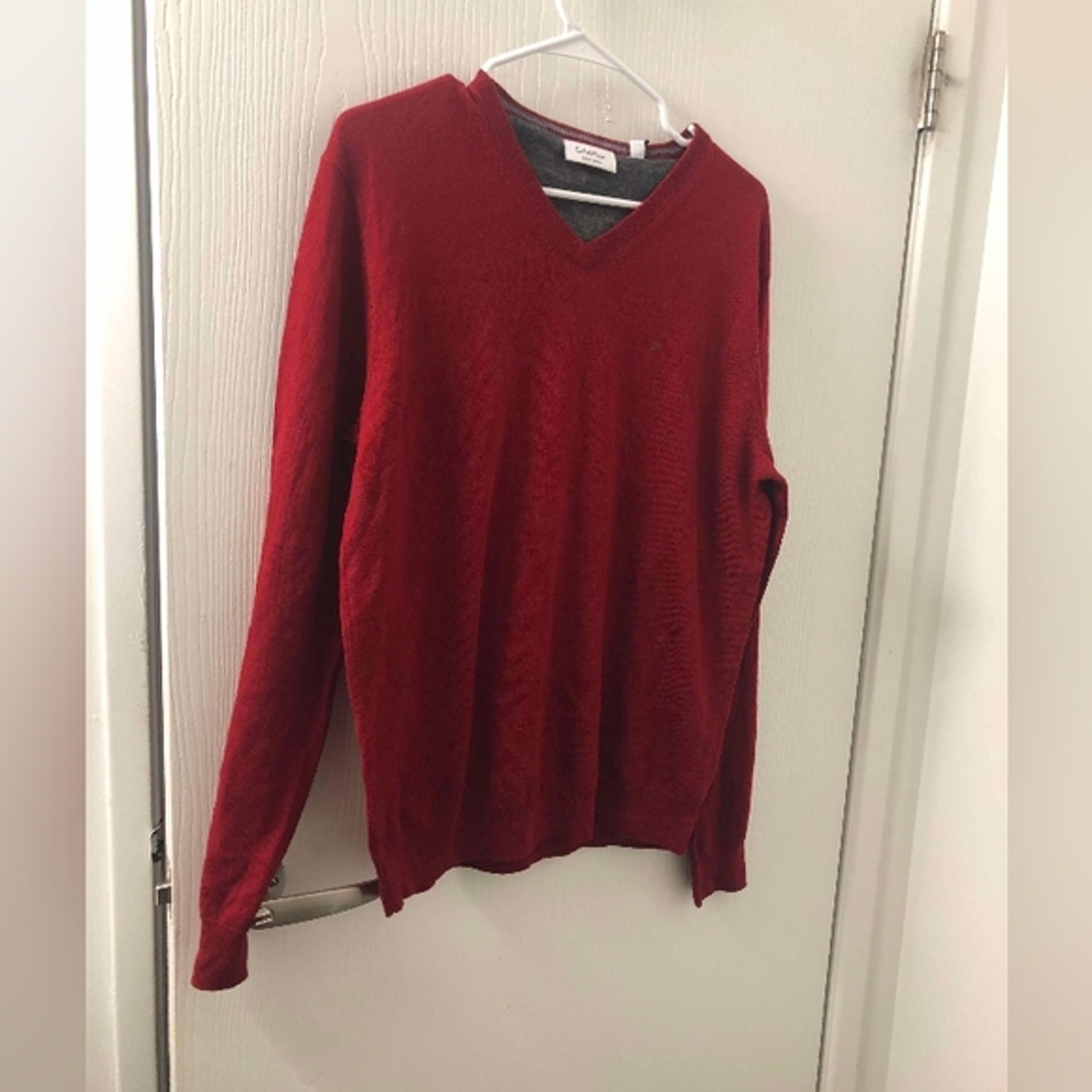 NWT Calvin Klein Merino Wool V Neck Sweater Red