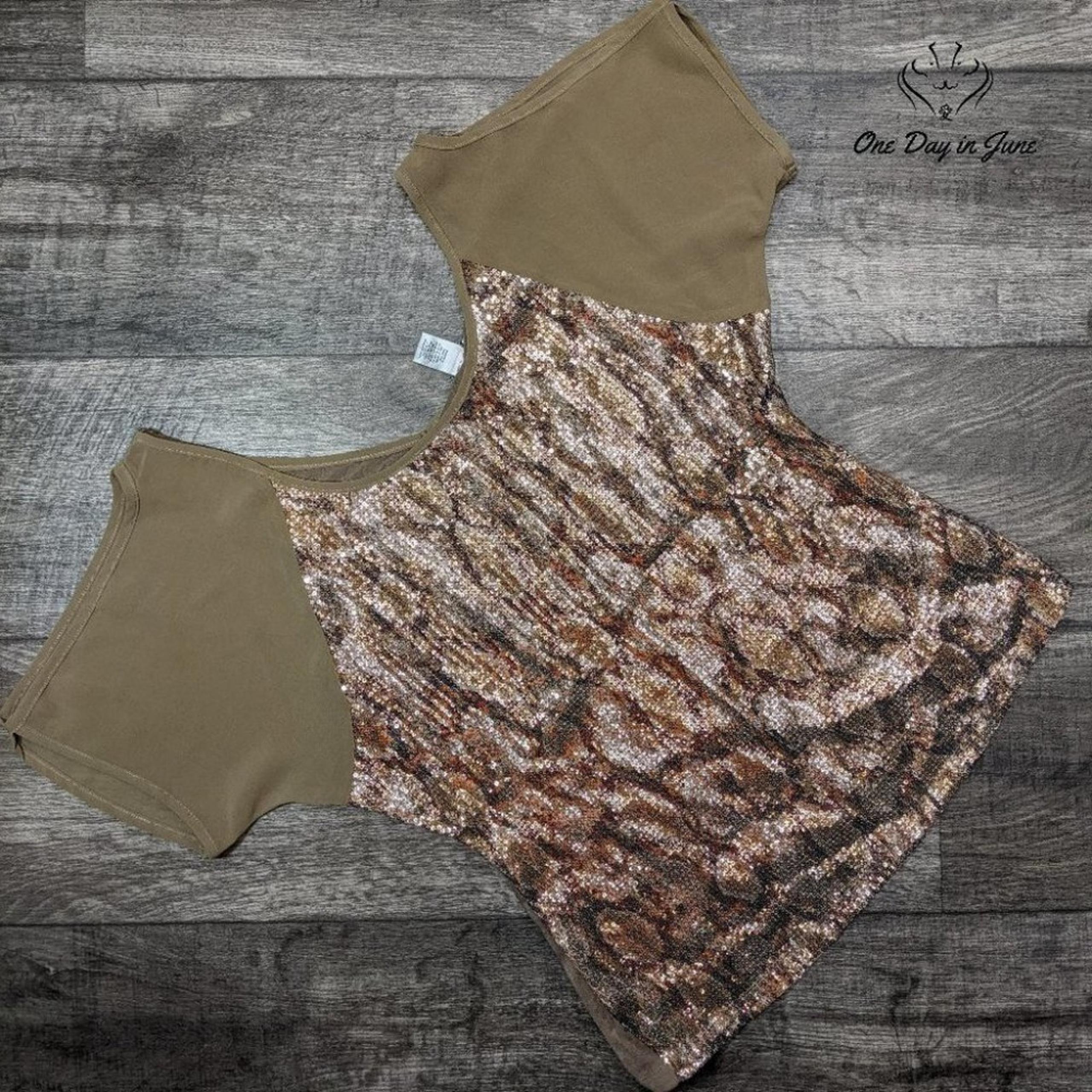Cache Sequin Snakeskin Short Sleeve Top Size XS