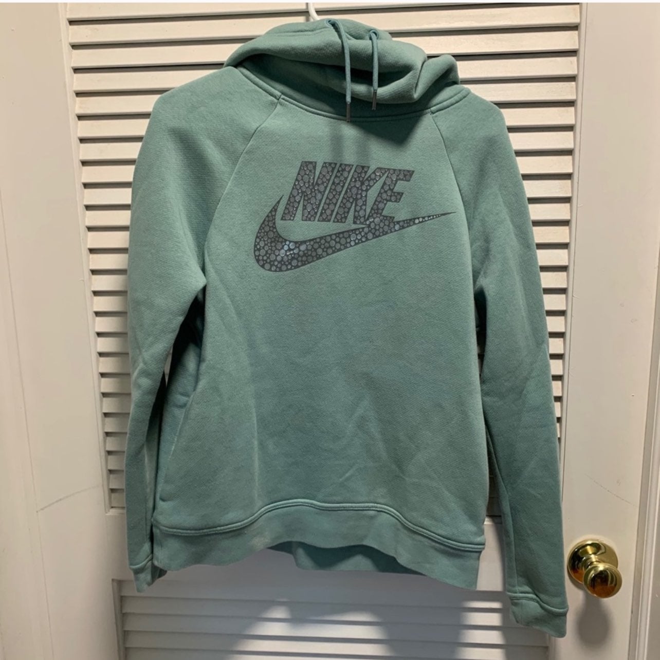 olive green nike sweater