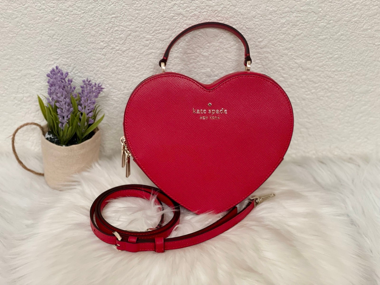 Kate Spade Love Shack Heart Purse Crossbody In Red