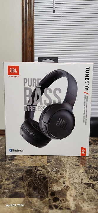 JBL Tune 510BT - Bluetooth headphones with up to 40 hours battery Foldable Black