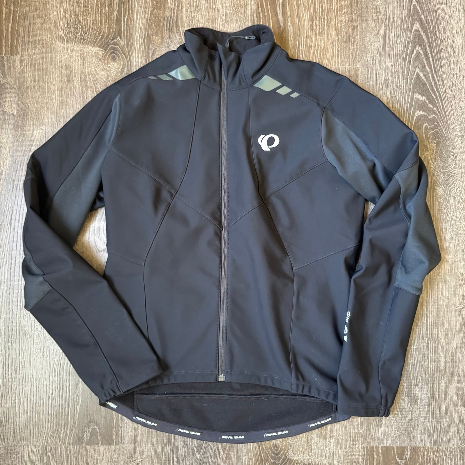 The Pearl Izumi P.R.O. Softshell 180 Jacket