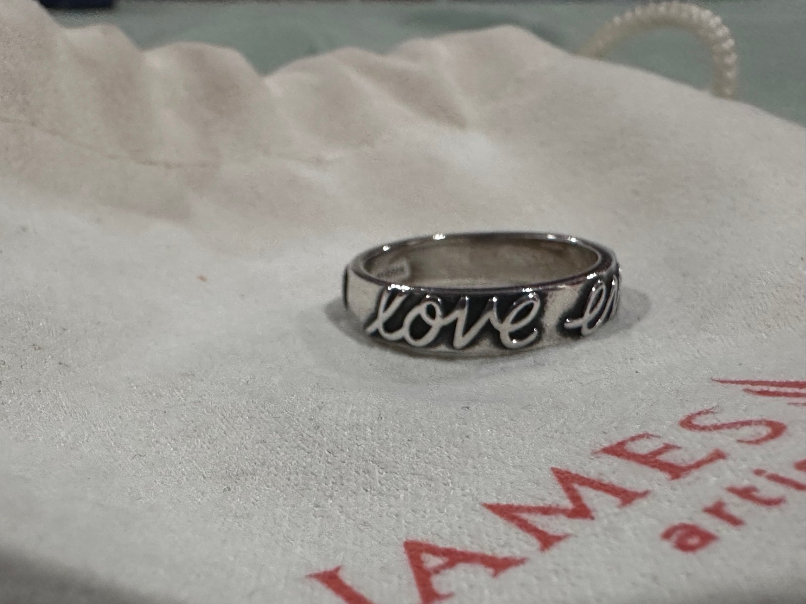 RETIRED- love endures forever, James Avery band size 8