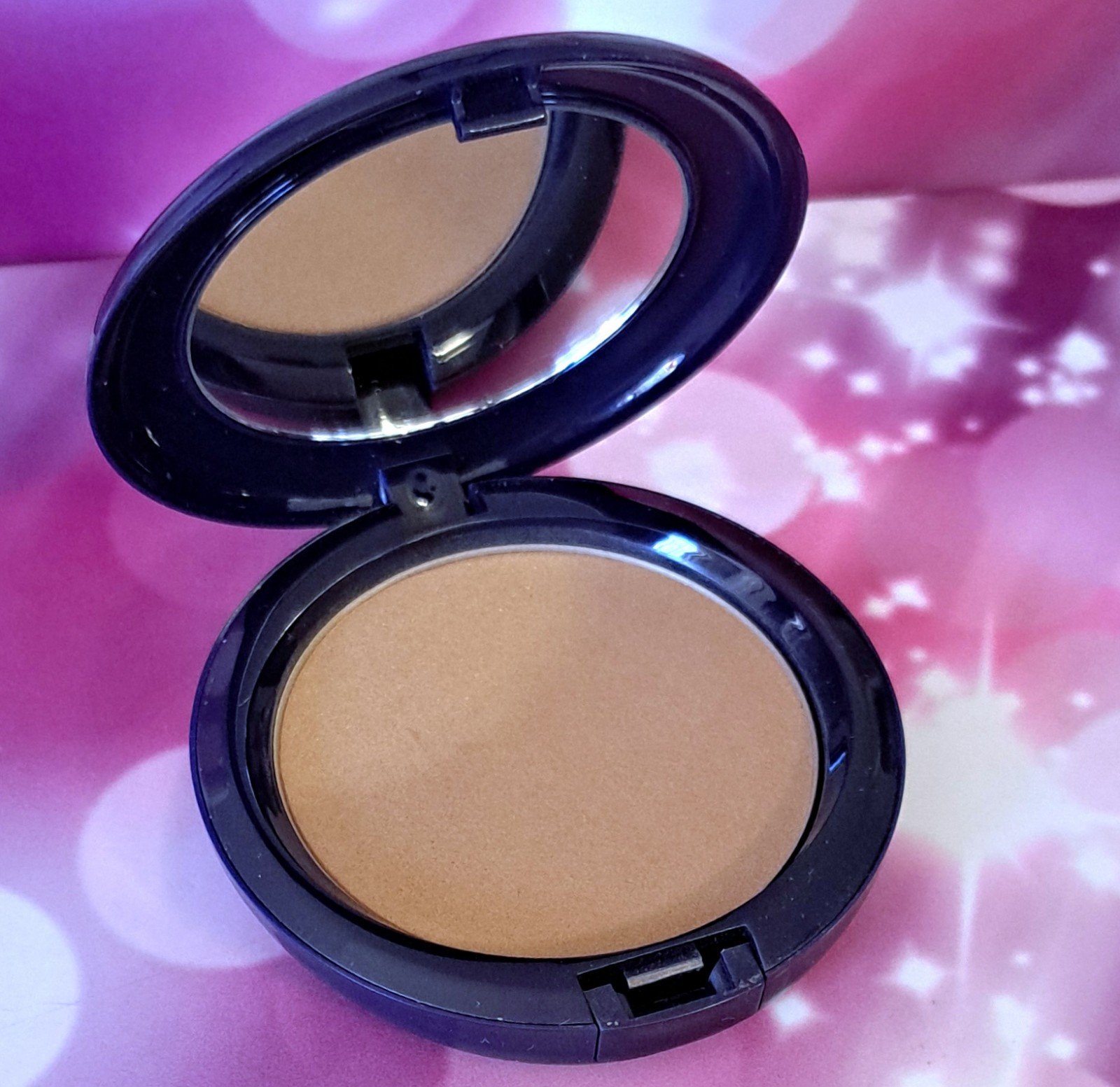 MAC limited edition Hey Sailor Bronzing Powder bronzer Soft Sand