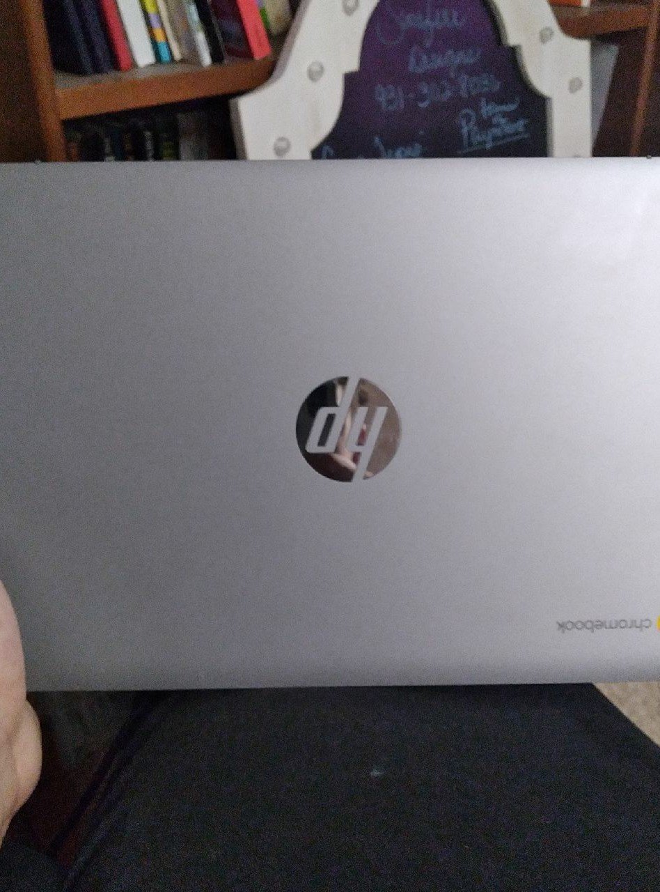 HP Chromebook in White