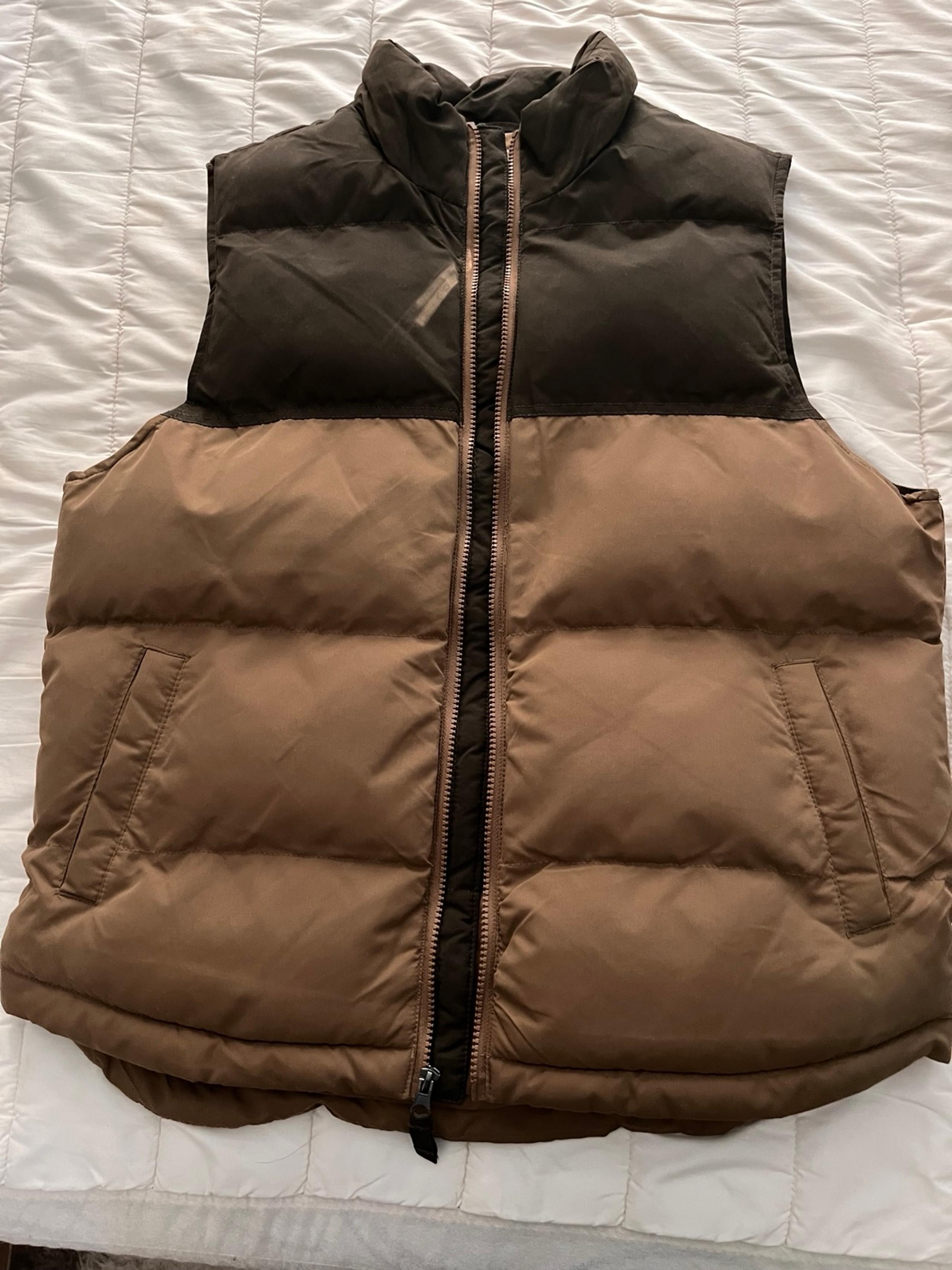 Men’s puffer vest, 2 toned brown