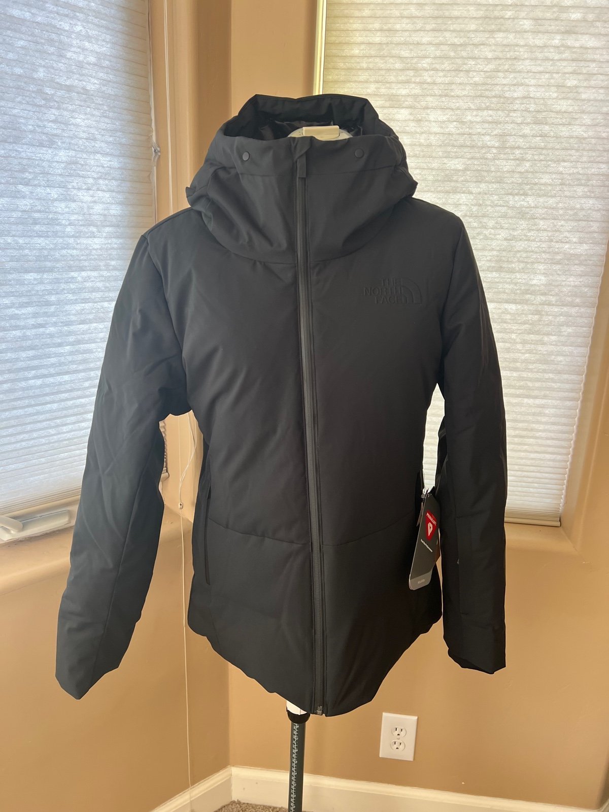 NWT The North Face Down Parka / Jacket -excellent holiday gift!