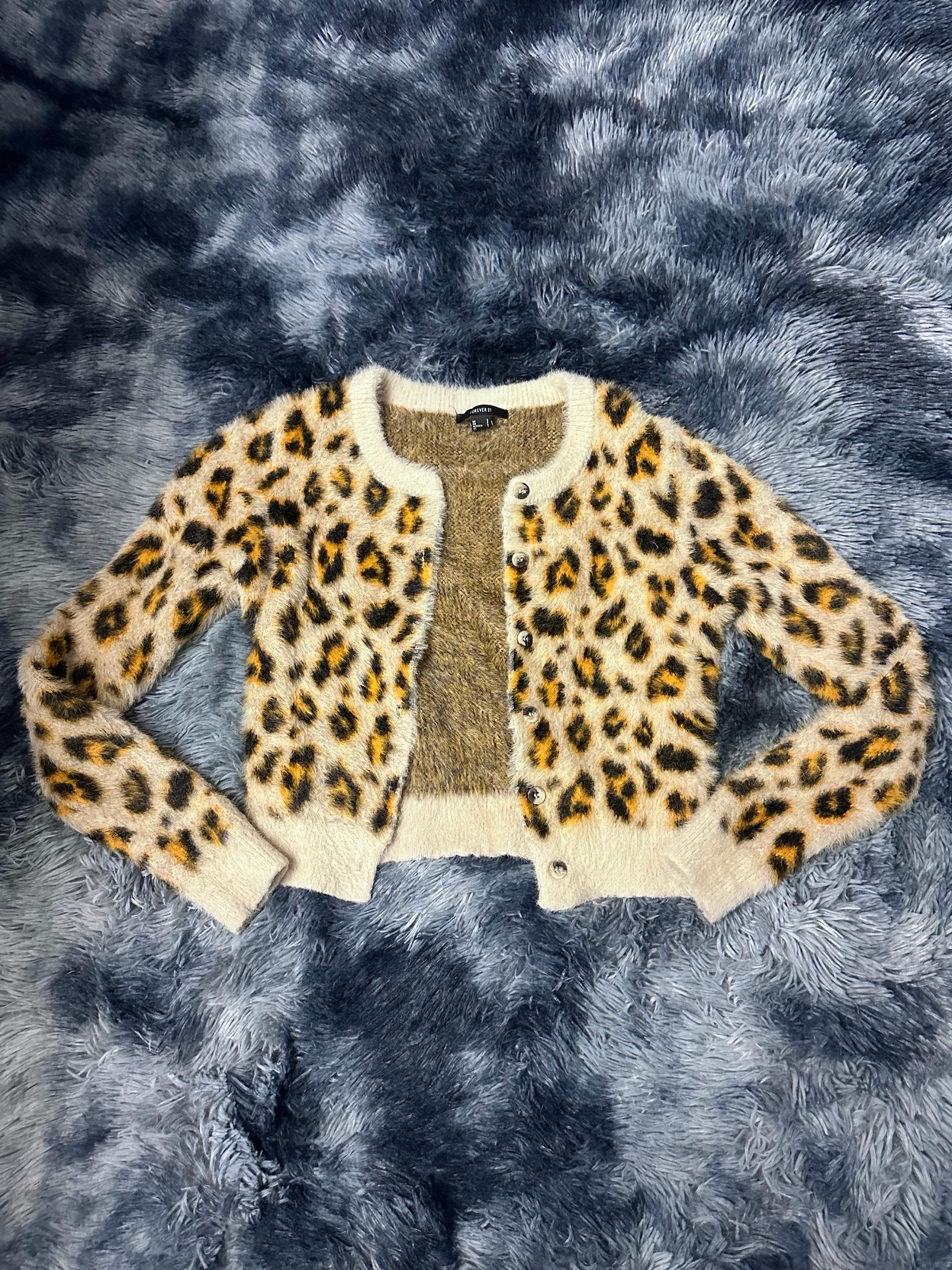 Forever 21 Cheetah Leopard Fuzzy Button Up Cardigan Sweater Sz S