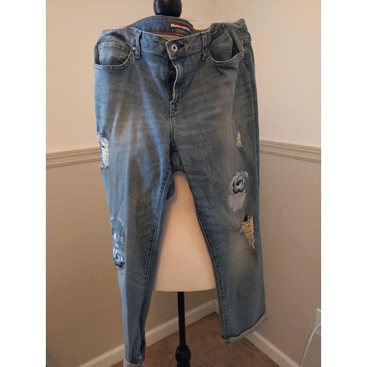 Women's Tommy Hilfiger distressed boyfriend jeans with embroidery size 14