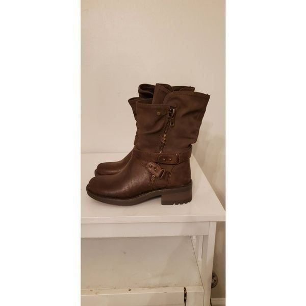carlos santana boots sawyer