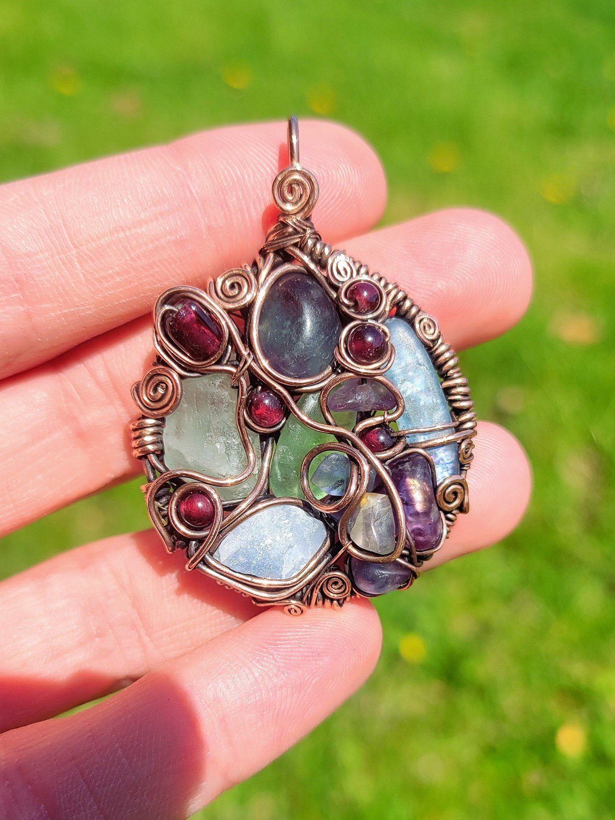 Gemy multicrystal necklace