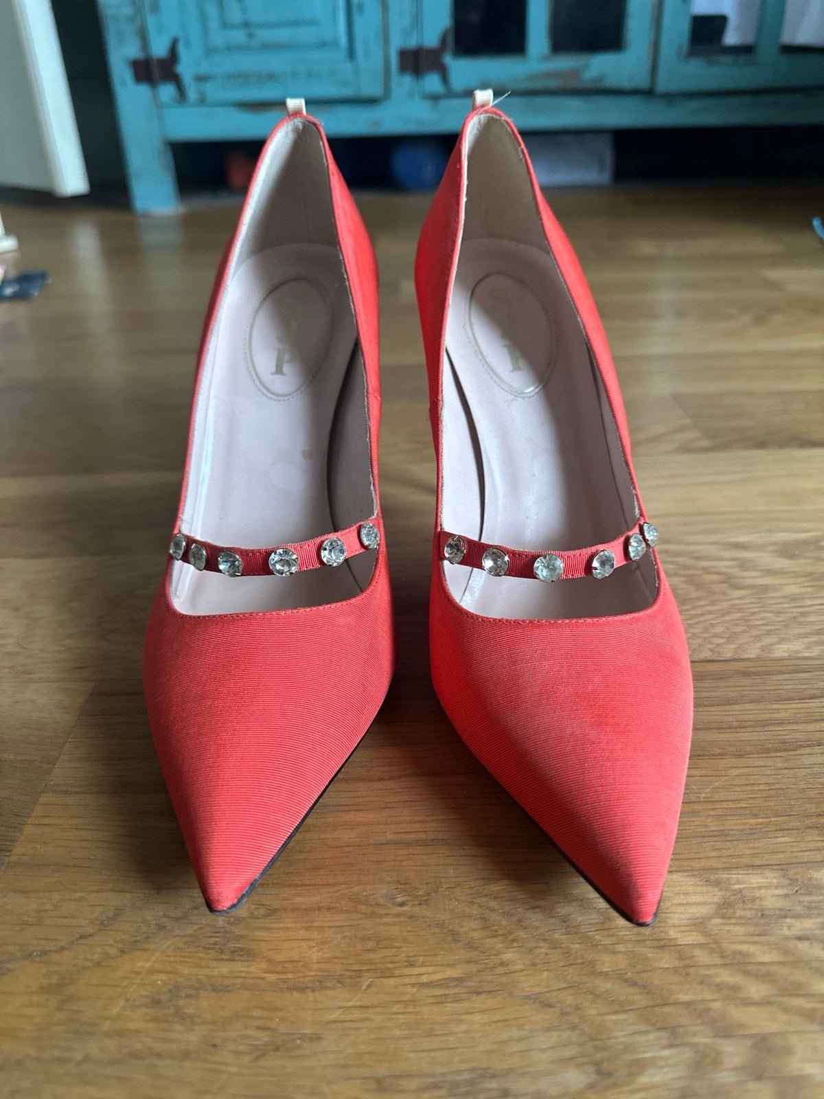 SJP heels