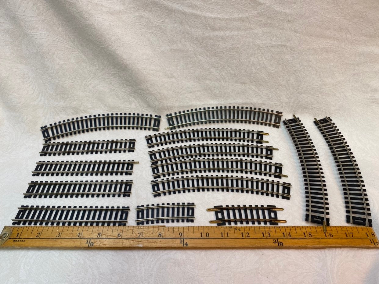 HO Train track