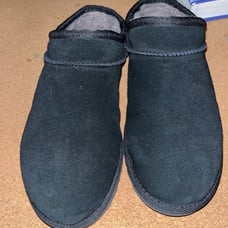 UGG classic suede slipper BLACK