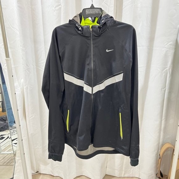 Nike Men's Vapor 5 World Record Running Jacket Large Black And Volt 465389-010