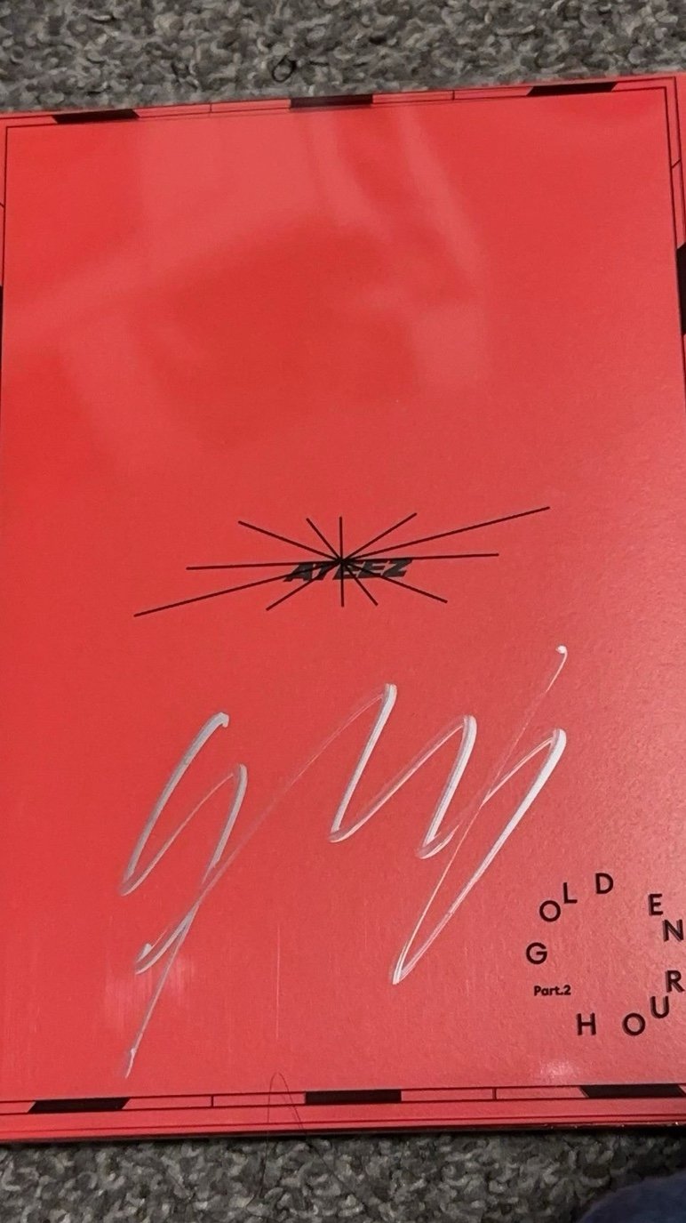 Signed Ateez Golden Hour Part 2. - MINGI