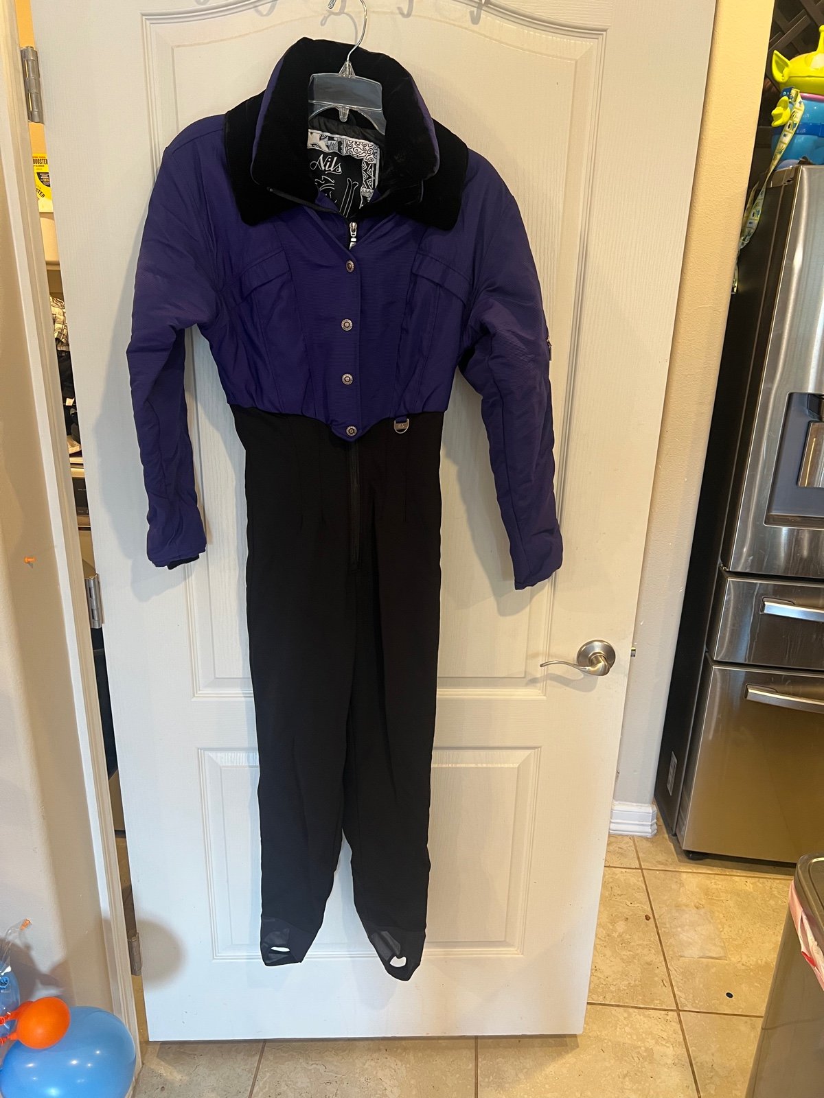 Nils Skiwear Womens Snowsuits purple & Black Color Block Stirrup Pants. Size 8