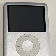 iPod Nano 3rd Generation Silver 4GB