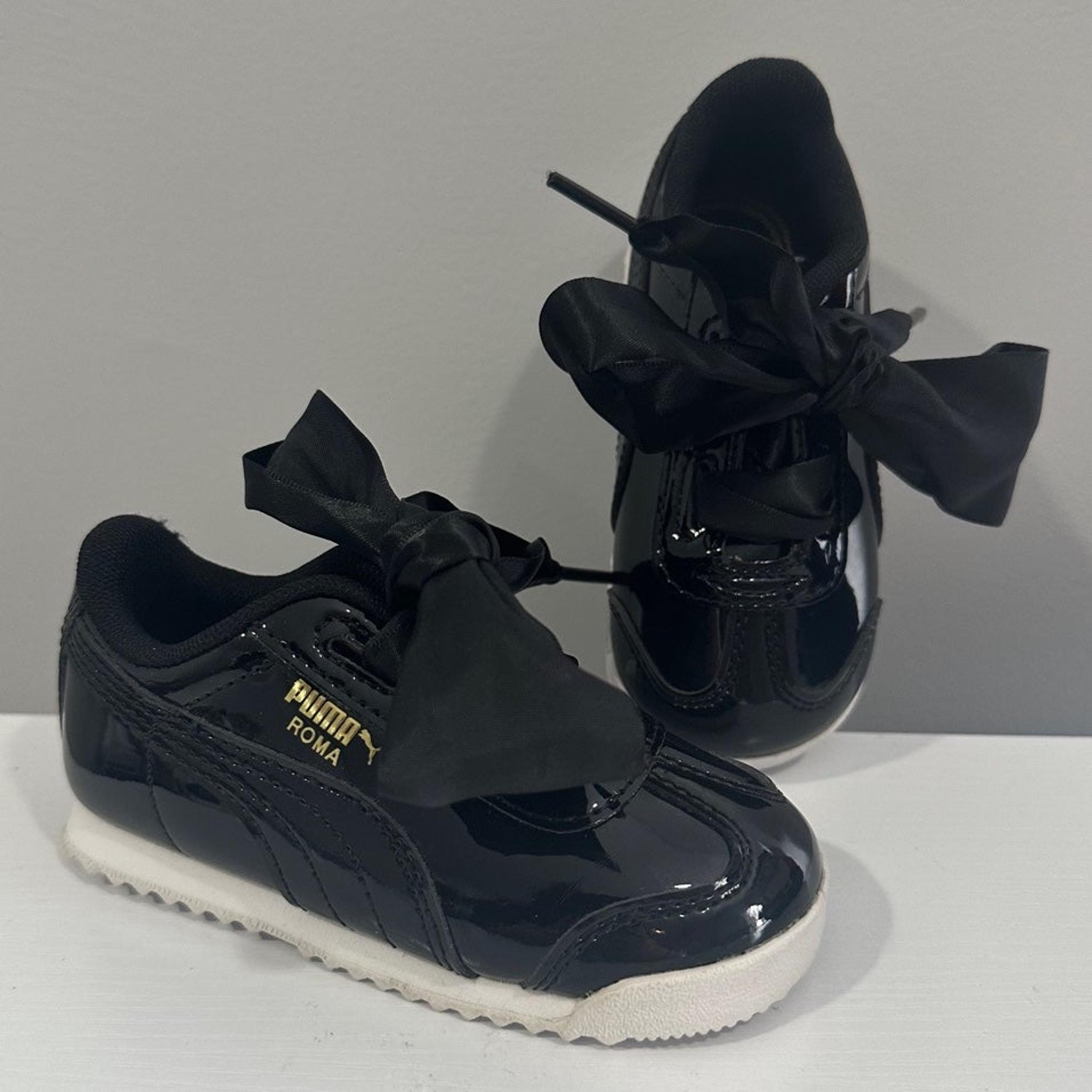 Puma Kids Basket Heart Bow Sneakers