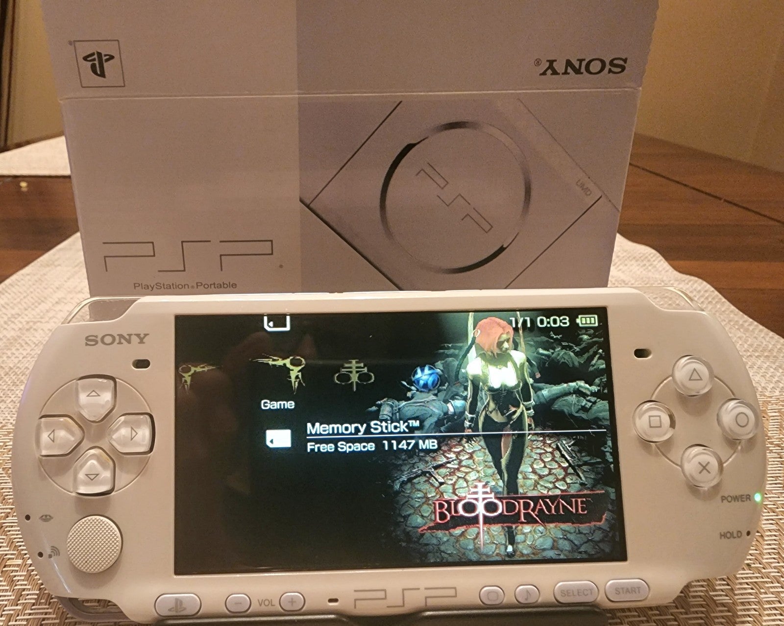 Psp Special Edition White, free 64gb gamecard