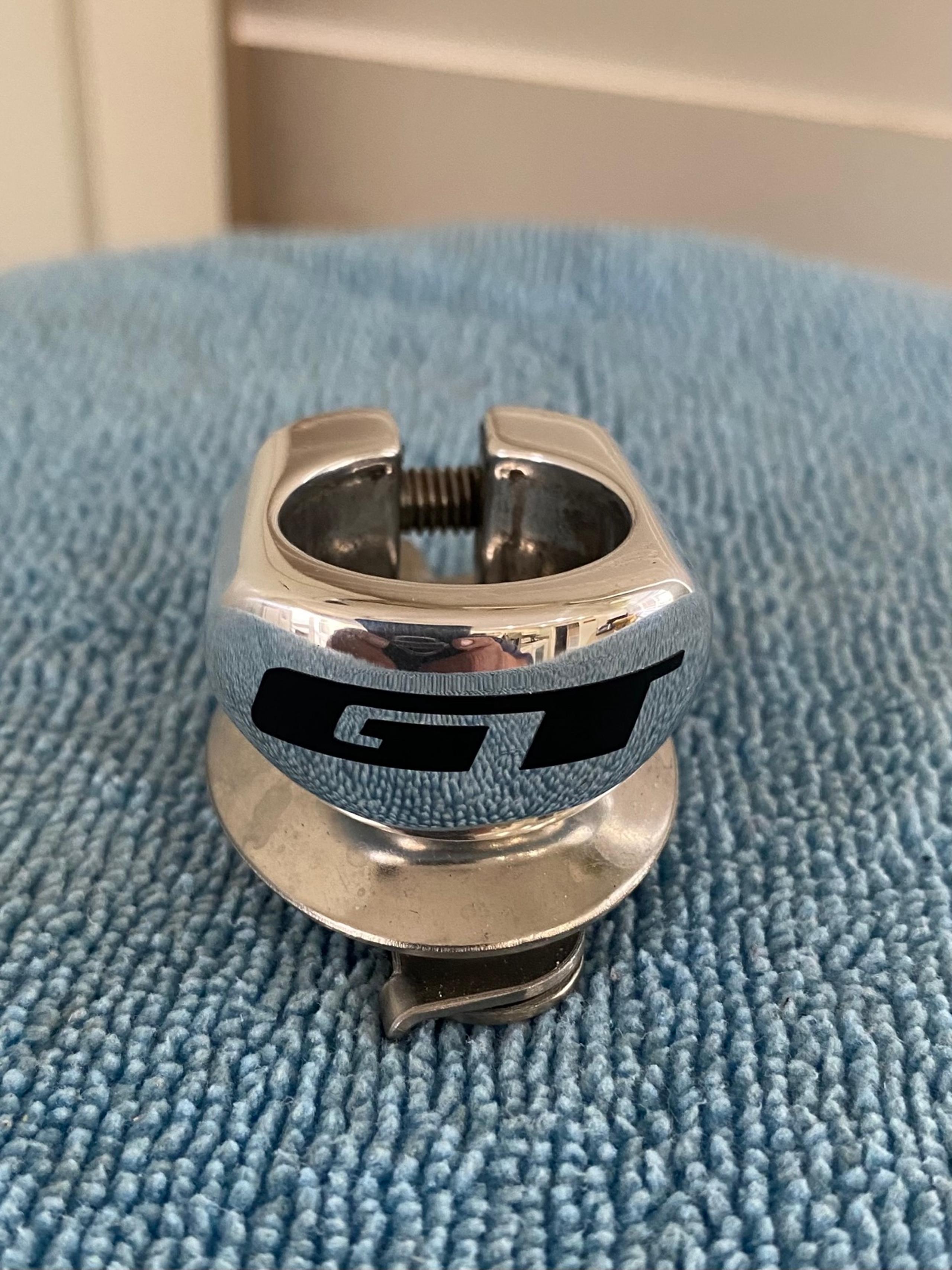 Gt bmx seat post clamp