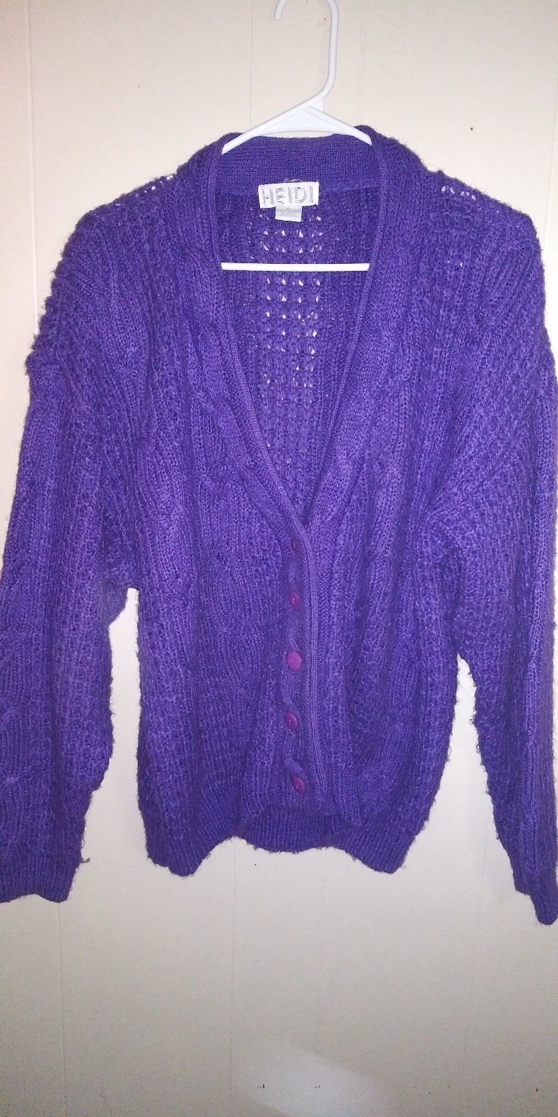 Vintage Junior women's 100% acrylic sweater beautiful purple size medium