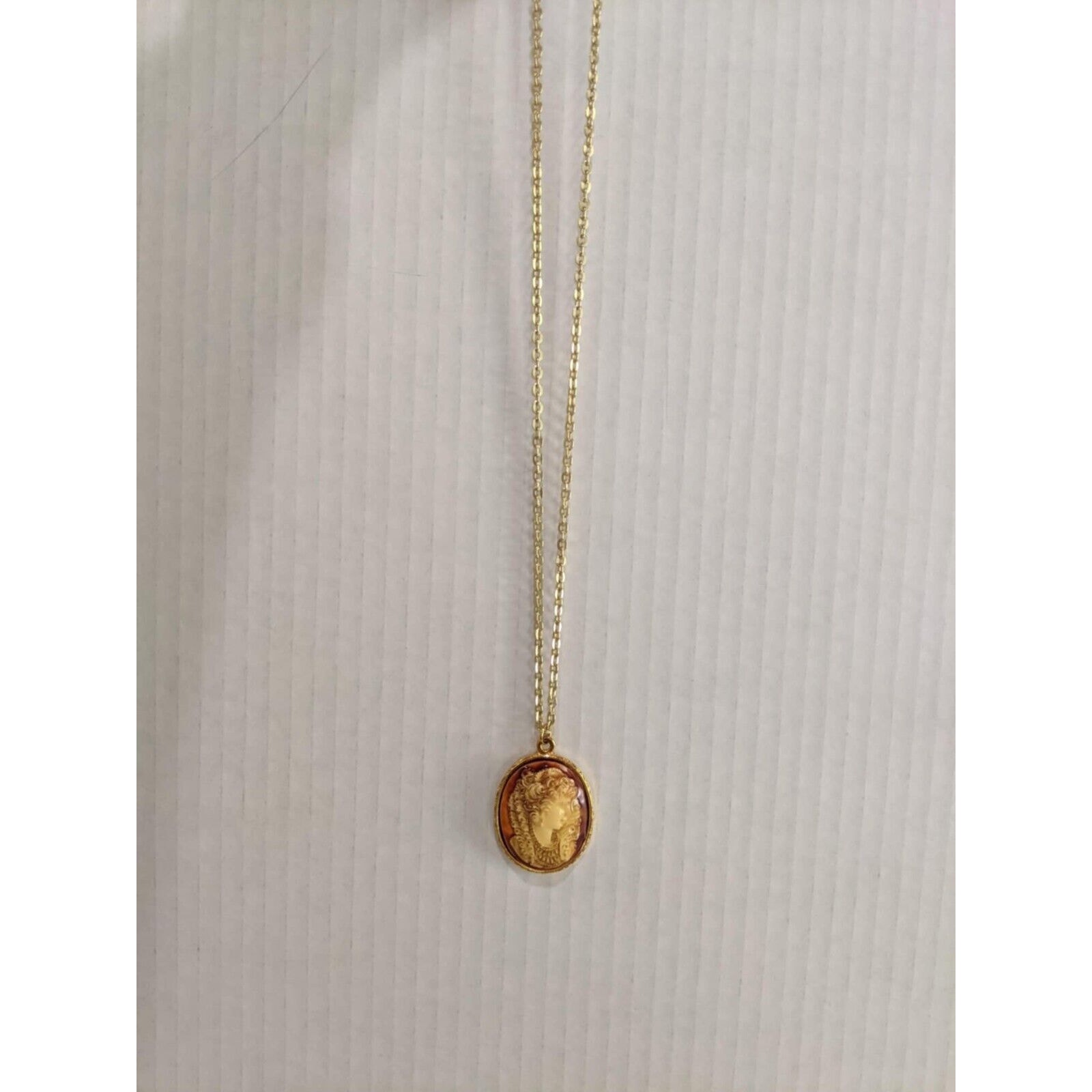 Antique Victorian Necklace Yellow Gold Revival Grecian Woman Cameo Pendant VTG