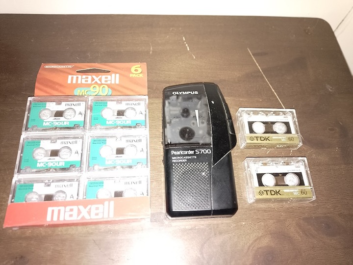 Olympus Pearlcorder S700 Microcassette Recorder with tapes