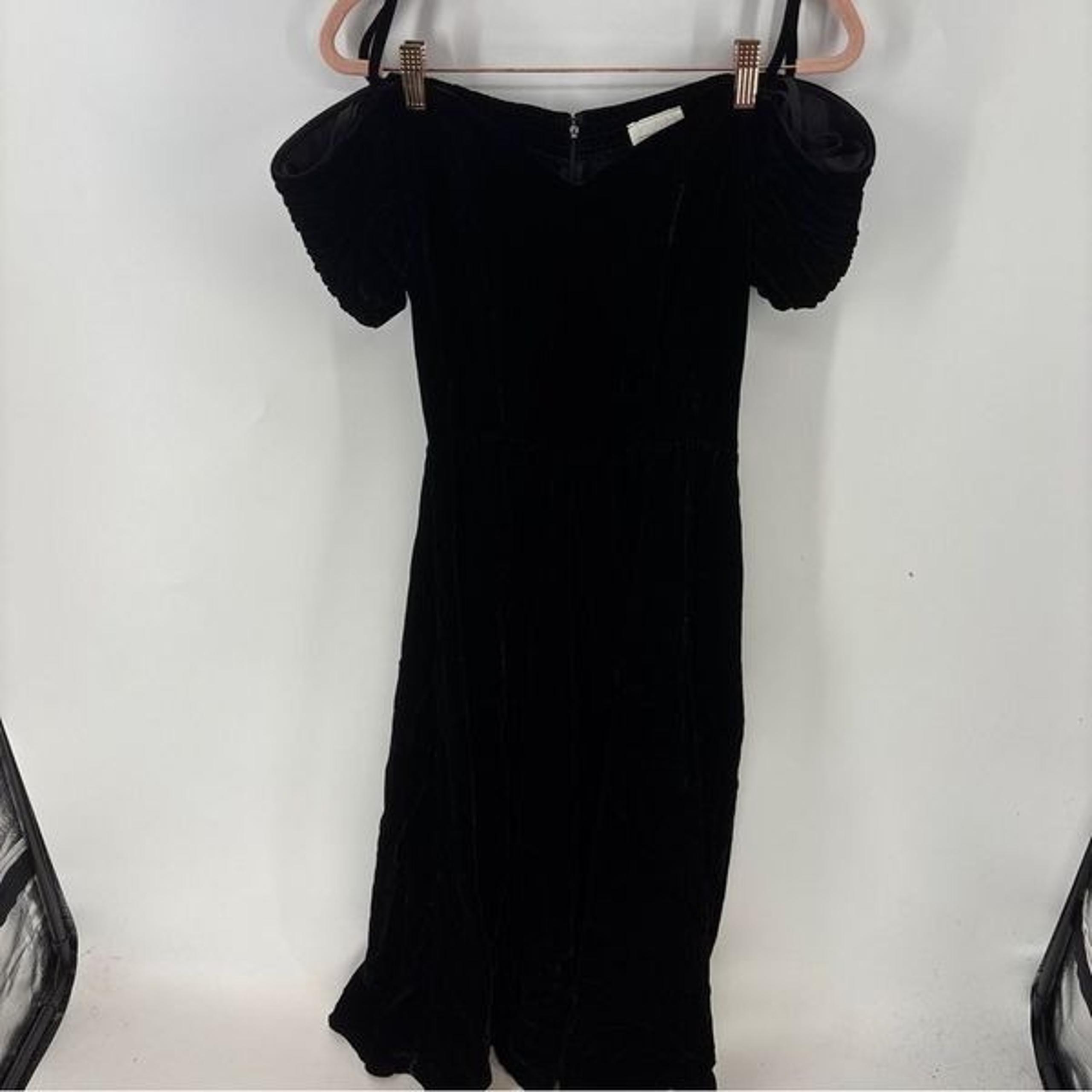 Moda International Black Velvet Off Shoulder spaghetti strap v neck Midi Dress 6