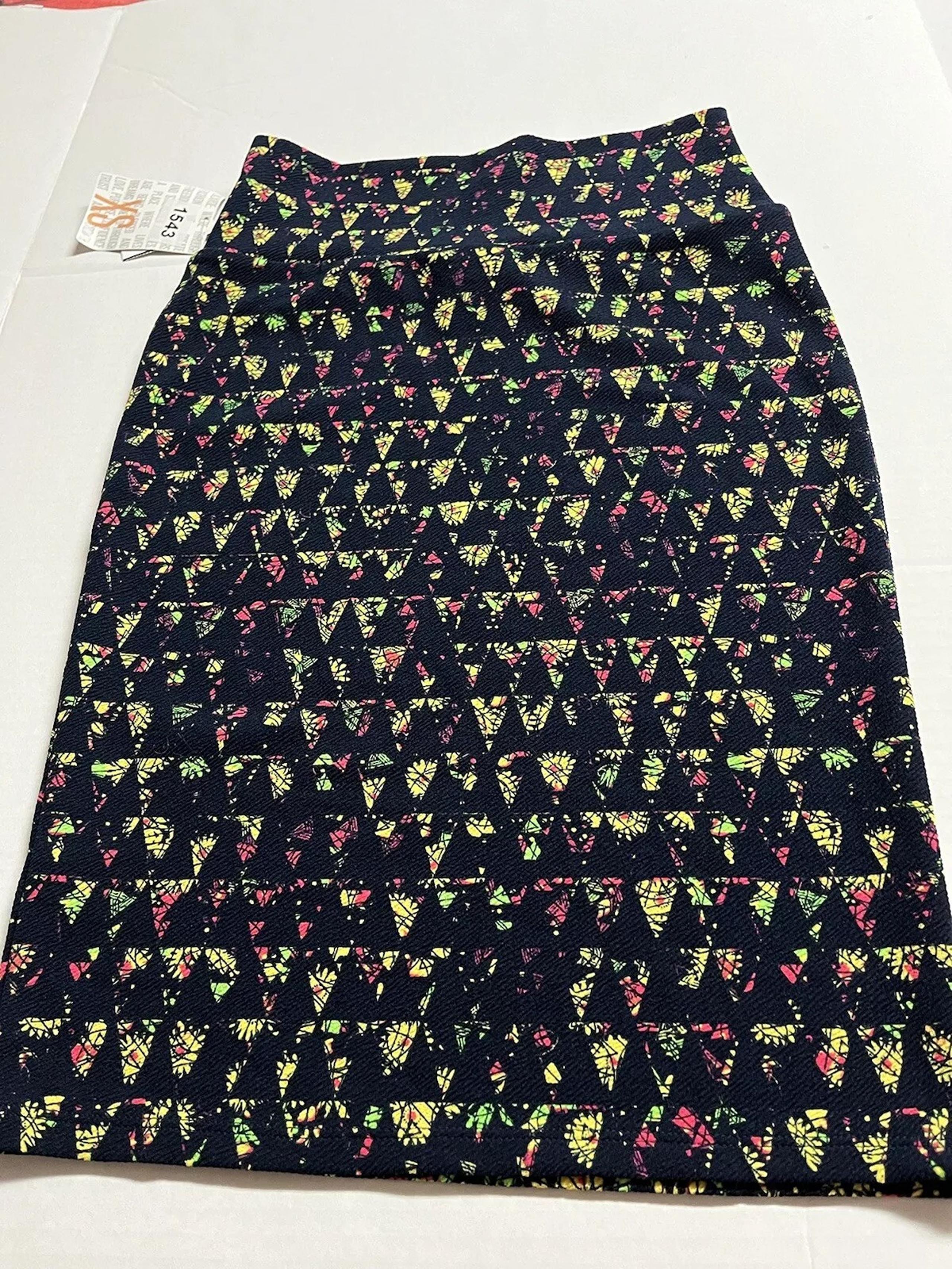 New Lularoe Cassie skirt knee length straight pencil stretch size XS
