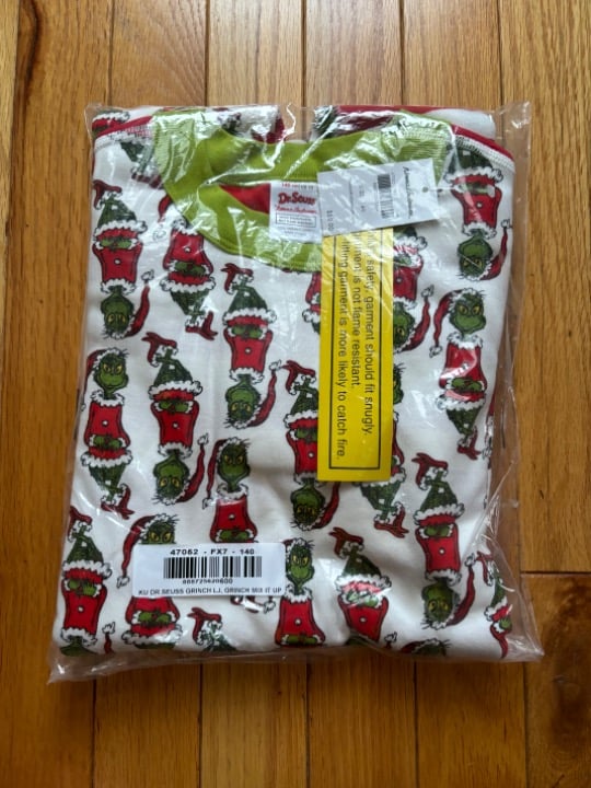 Sz 140 (9/10) Hanna Andersson Grinch Mix it up long johns