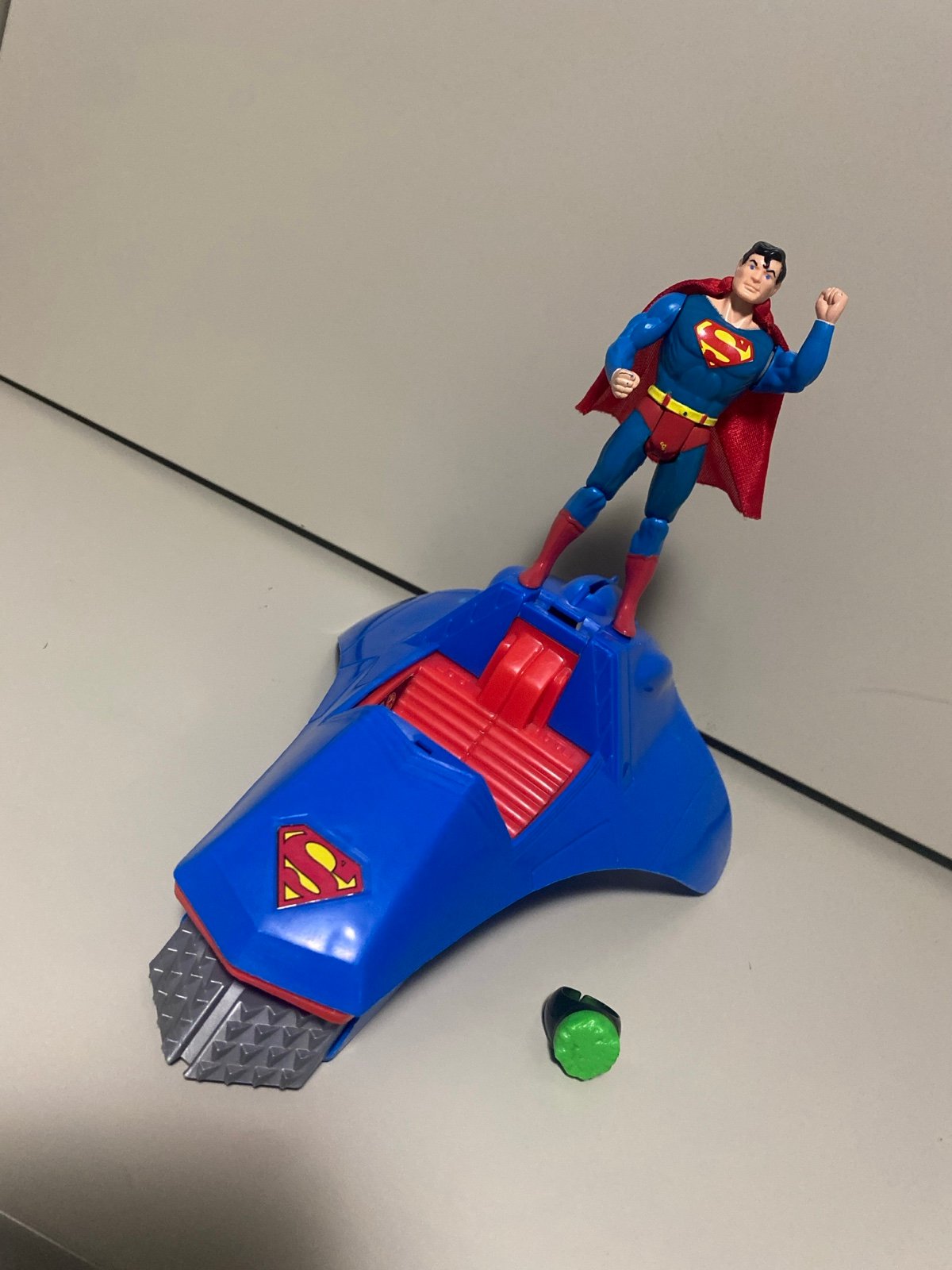 1984 Kenner Supermobile with Superman Figure and ring -Vintage DC Super Powers