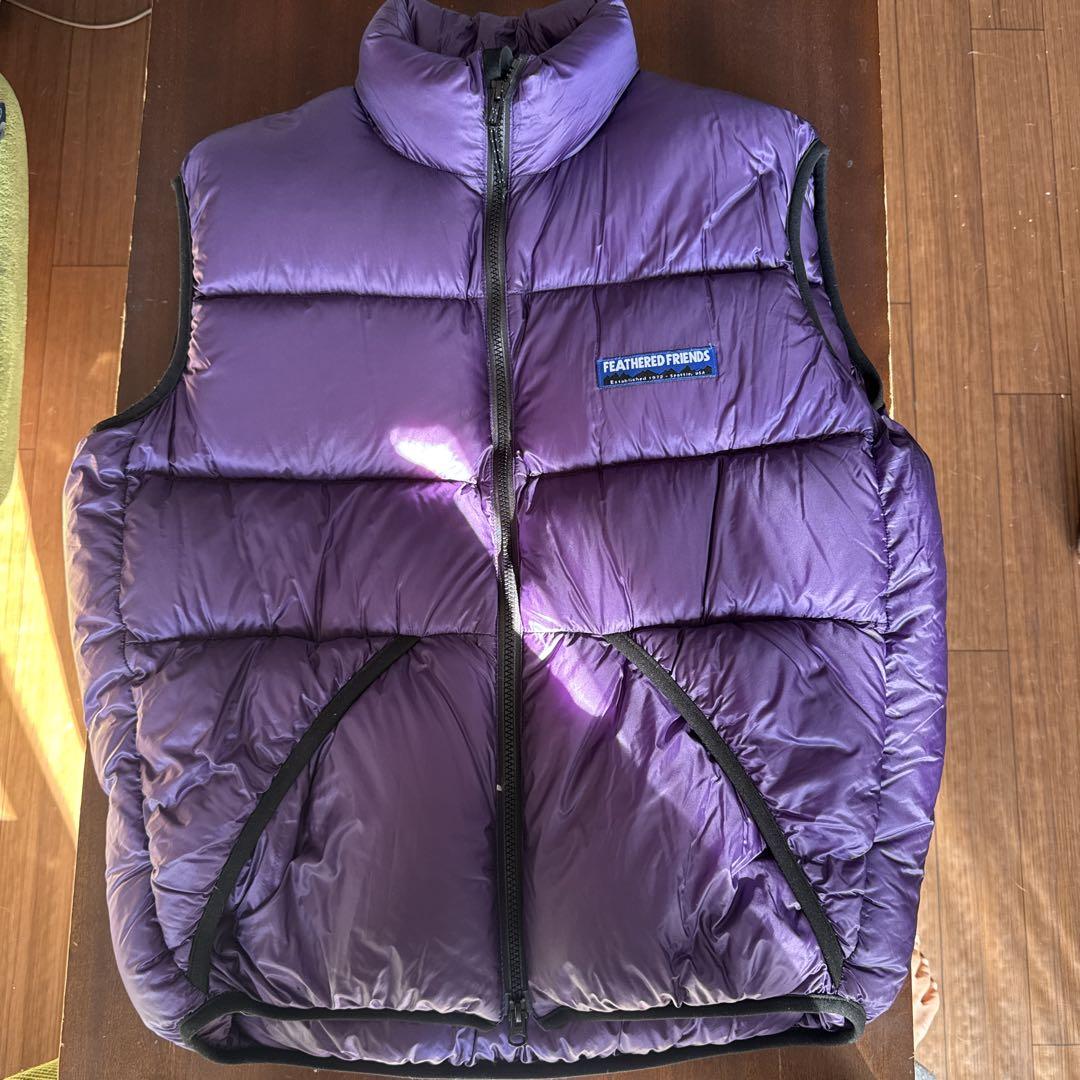 FEATHERED FRIENDS Purple Down Vest