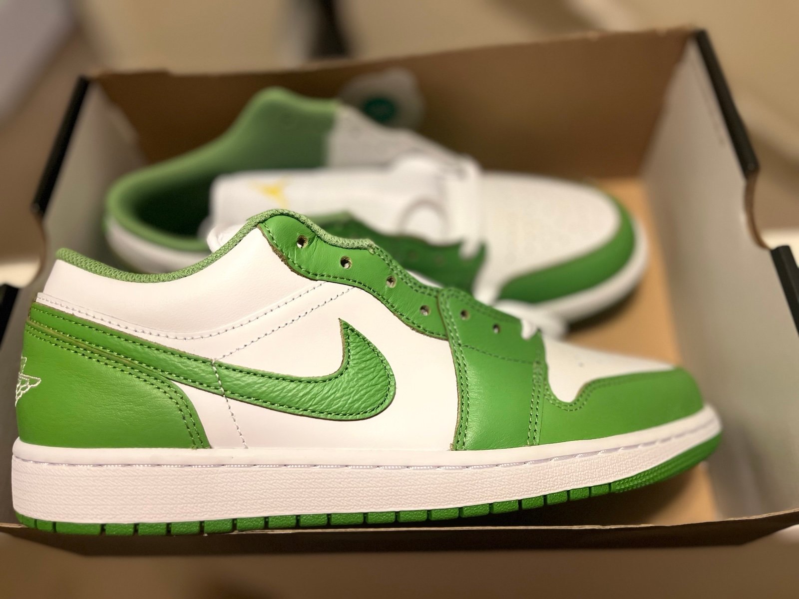 Men’s Air Jordan’s 1 Low SE