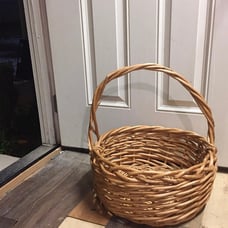OVERSIZED DECORATIVE WOVEN BASKET/HANDLE 21 H