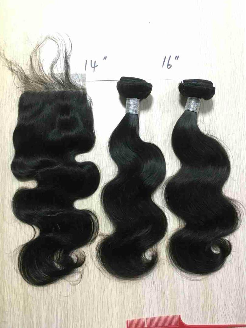 2 bundles 16 and a closure 14 