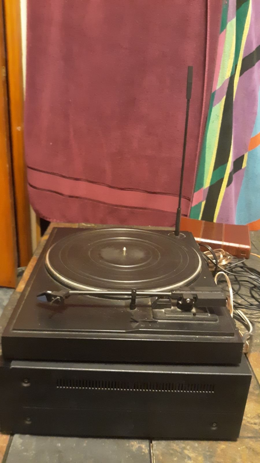 KENWOOD AM- FM STEREO RECEIVER KR- A5050 & KENWOOD TURNTABLE KD- 26R