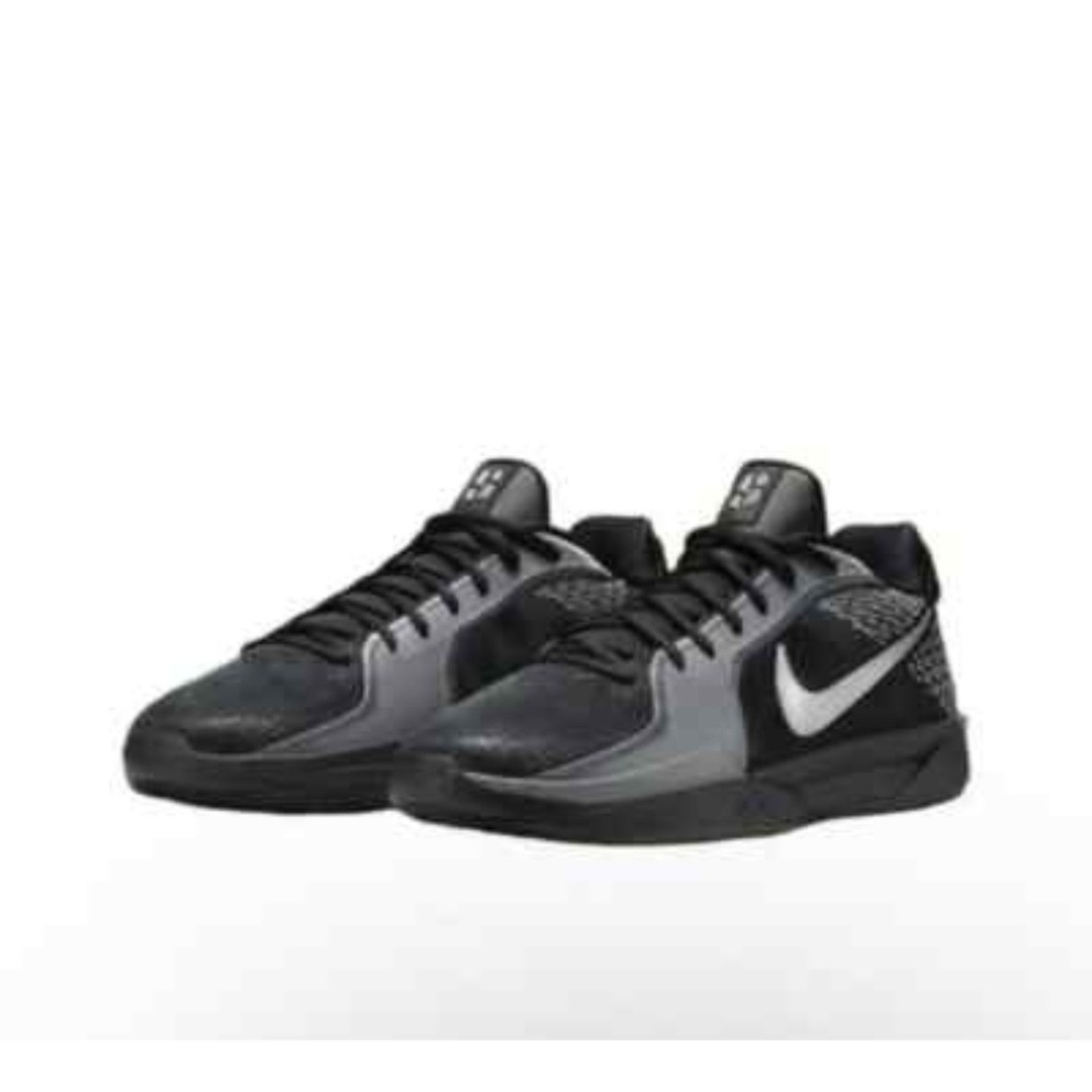 Nike Sabrina 2. Mirrored (Women’s). SIZE 7.5 FQ2174-001