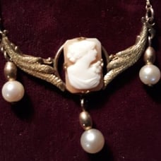 Gold Filled Vintage Cameo Lavalier Necklace