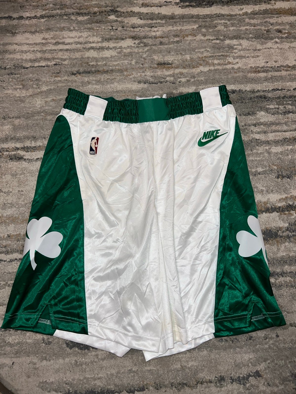 Nike NBA Boston Celtics Classic Edition White Swingman Shorts Men Large L 38