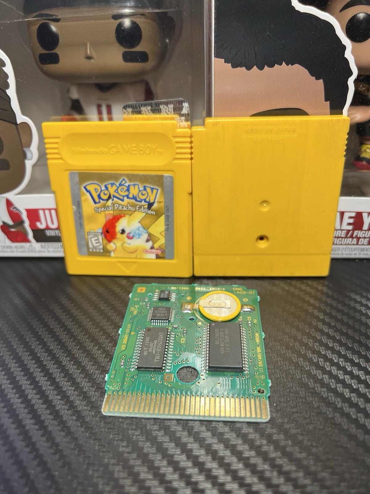 Pokemon Yellow Pikachu Edition (Game Boy, 1999) GB Authentic Tested New Battery