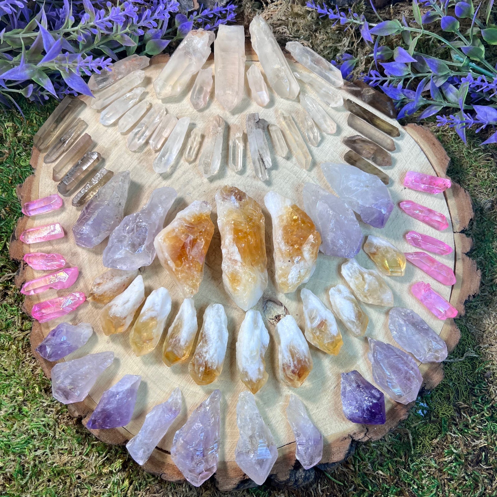 Sale 70pc Assorted crystal points bulk lot ❤️
