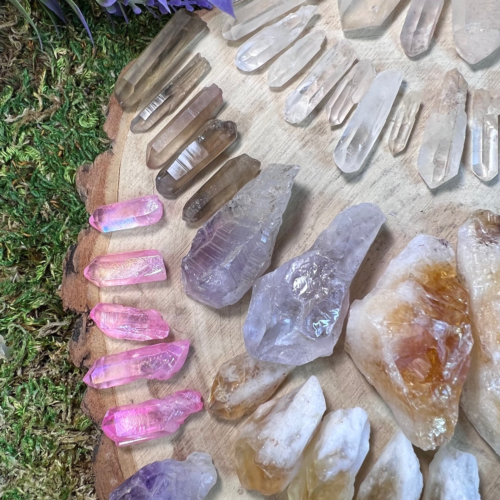 Sale 70pc Assorted crystal points bulk lot ❤️