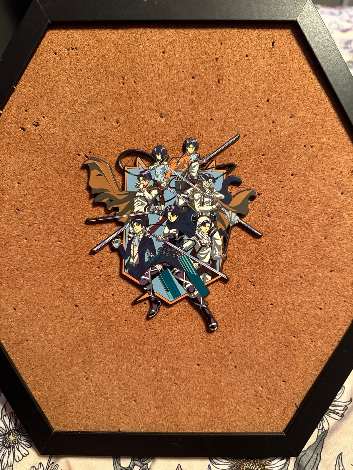 Levi Ackerman LARGE pin LE 30