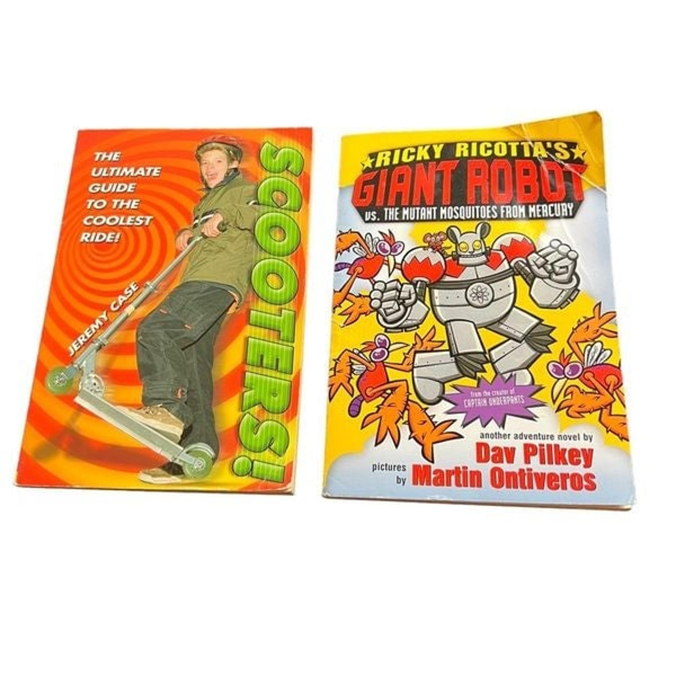 Scholastic Book Set Of 2 Elementary Level Books Ricky Ricotta Robots & Scooters