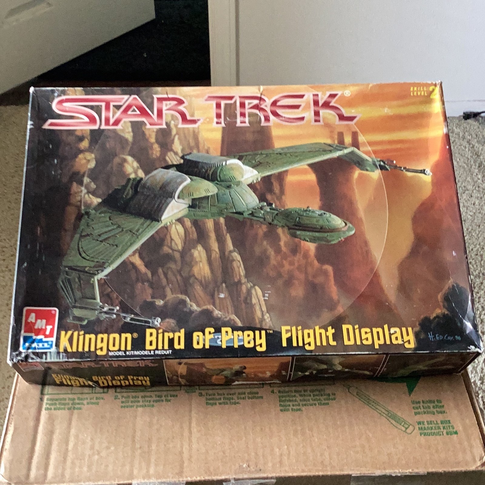 Star trek Klingon Bird of Prey Model Kit