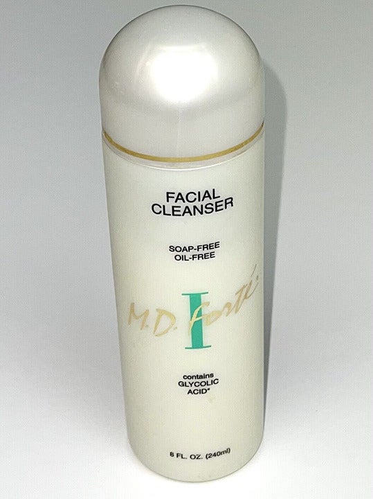 M.D. FORTE I Soap-Free Oil-Free 8oz FACIAL CLEANSER w/ Glycolic Acid (1/4 used)